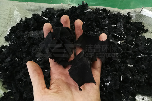 推積如山的邊角料如何處理？邊角料破碎機(jī)成完美解決方案